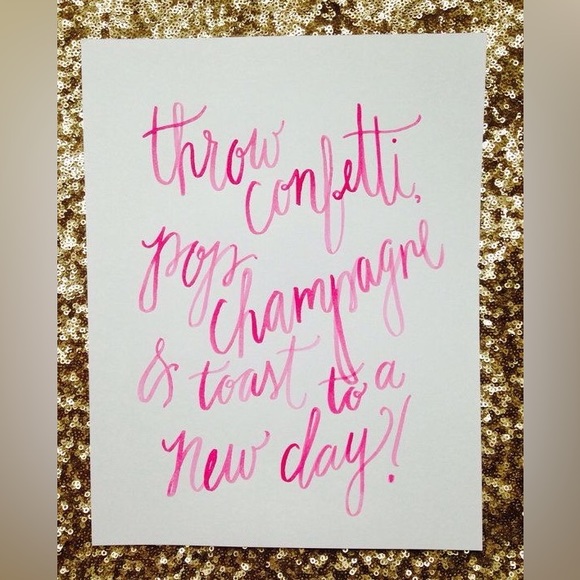 🍾BUNDLE OR OFFER🍾 - Picture 3 of 5